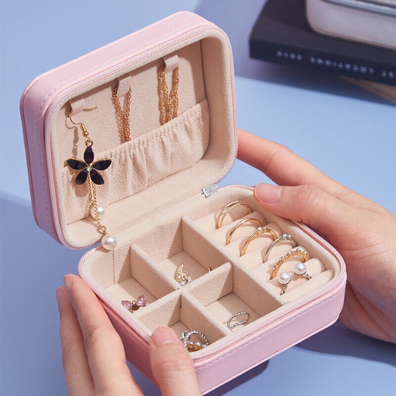 Portable Jewelry Storage Box | Leather Organizer | Travel Case | Multipurpose Gift Box for Jewellery & Hair Accessories (Random Colour)